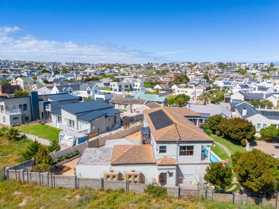 4 Bedroom Property for Sale in Myburgh Park Fase 2 Western Cape